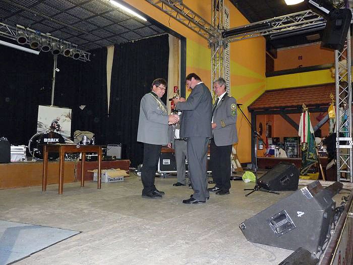 Sch&uuml;tzenk&ouml;nige ermittelt