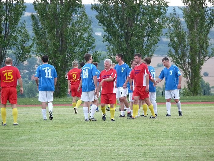 Deftige Klatsche � aber historich