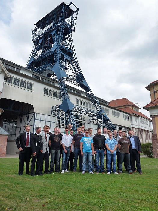 Zeugnisse &uuml;bergeben