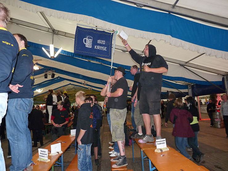 St&uuml;rmisch gefeiert