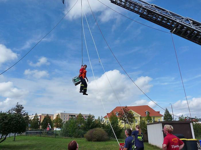 Feuerwehr &ouml;ffnete T&uuml;ren