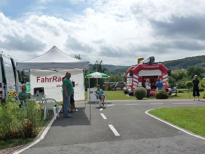 Feuerwehr &ouml;ffnete T&uuml;ren