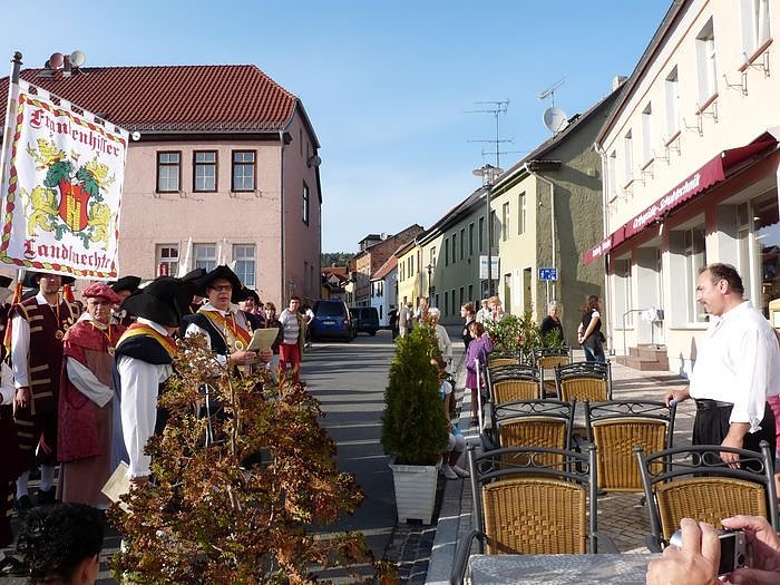 Umzug der Hausm&auml;nner