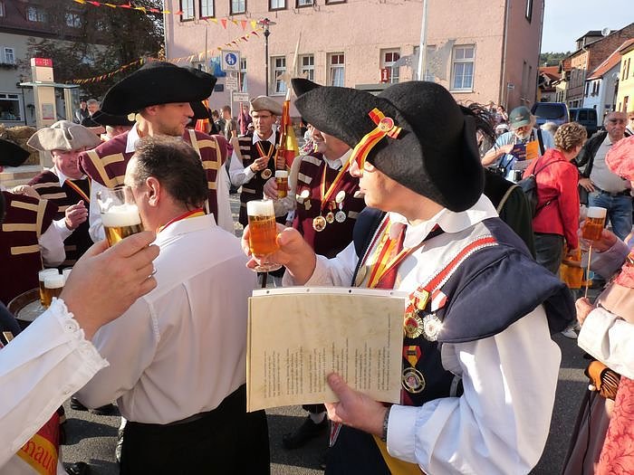 Umzug der Hausm&auml;nner