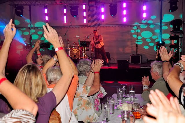 H&ouml;hepunkt beim Oktoberfest (1)