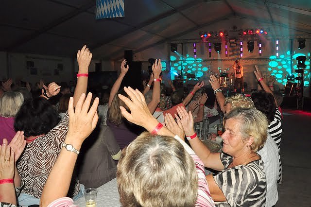 H&ouml;hepunkt beim Oktoberfest (1)