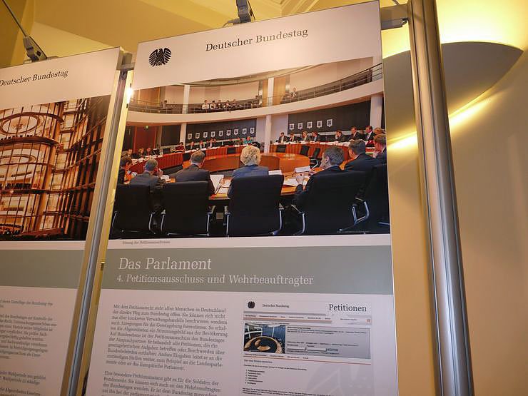 Wanderausstellung er&ouml;ffnet