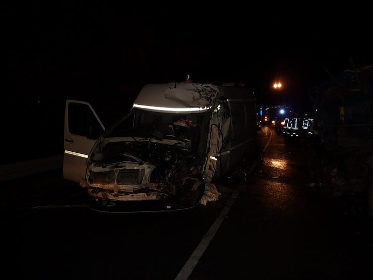 Schwerer Unfall auf der B 4