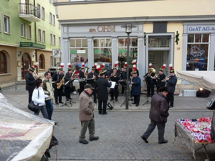 Adventsmarkt gestartet