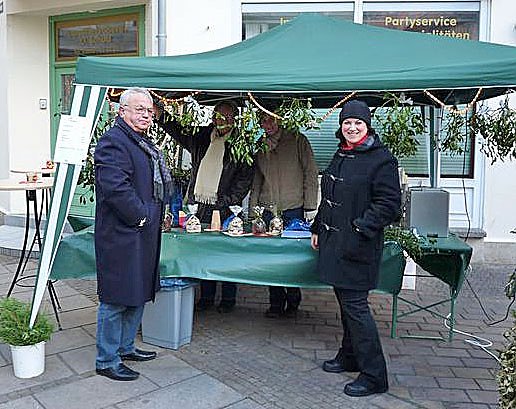 Adventsmarkt gestartet