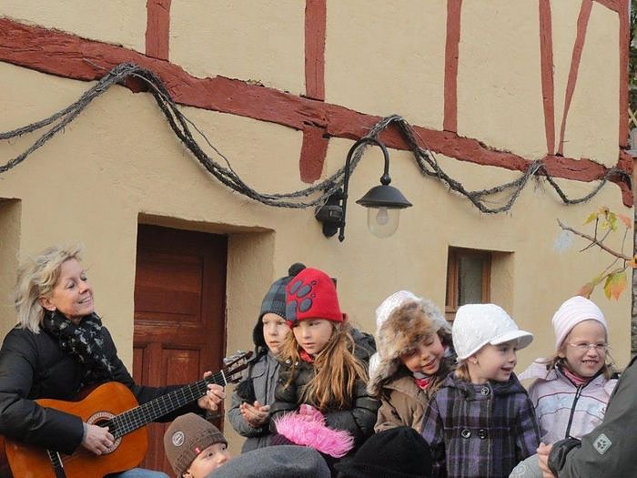 Weihnachtsmarkt in Jechaburg