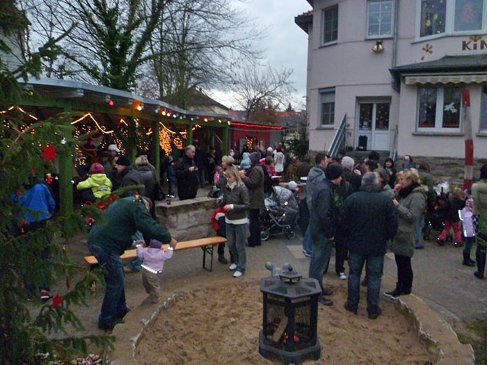 Gem&uuml;tlicher Weihnachtsmarkt Kindervilla