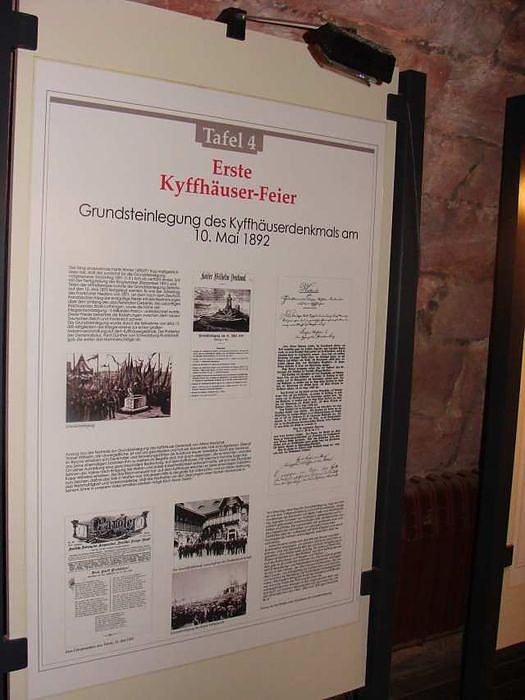 Rotbart und Rotmantel