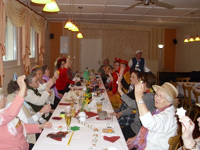 Mit Schalk im Nacken