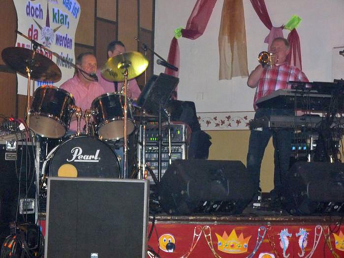 Spitzenm&auml;&szlig;iger Karneval (1)