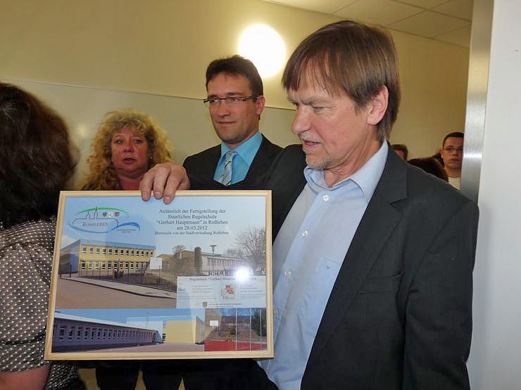 Regelschule &uuml;bergeben