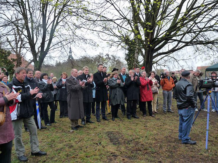 Kurparkerweiterung mit Spatenstich begonnen