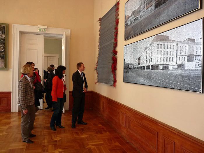 Matschie &uuml;bergibt F&ouml;rderbescheid