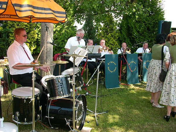 Kr&ouml;nung Laubk&ouml;nig Udersleben