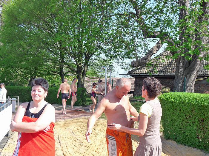 Fr&ouml;hlich angebadet