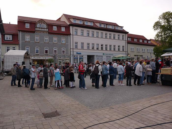 Noch mehr Biertischgarnituren n&ouml;tig