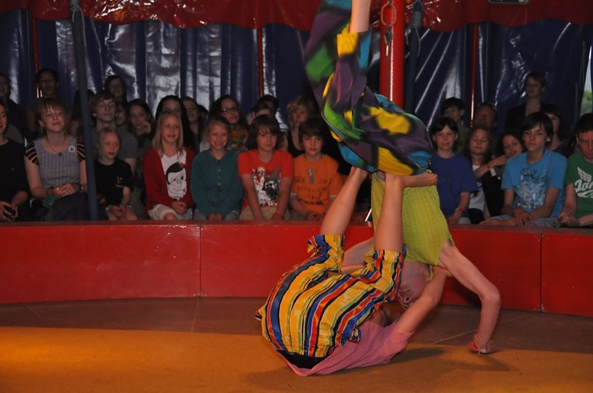 Quirliger Variet&eacute;abend zum Zirkusfestival