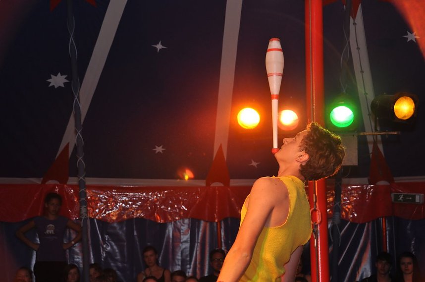 Quirliger Variet&eacute;abend zum Zirkusfestival