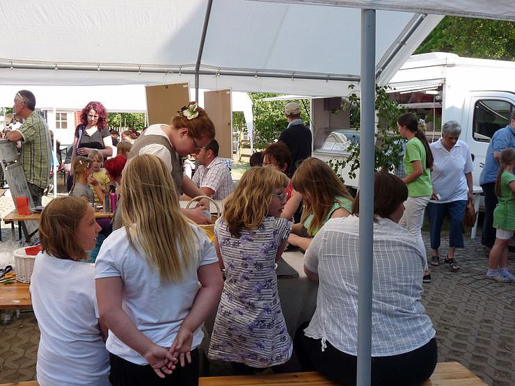 Welche Menschenmassen!