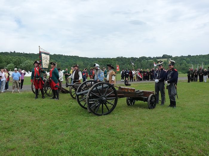 Feierlich er&ouml;ffnet