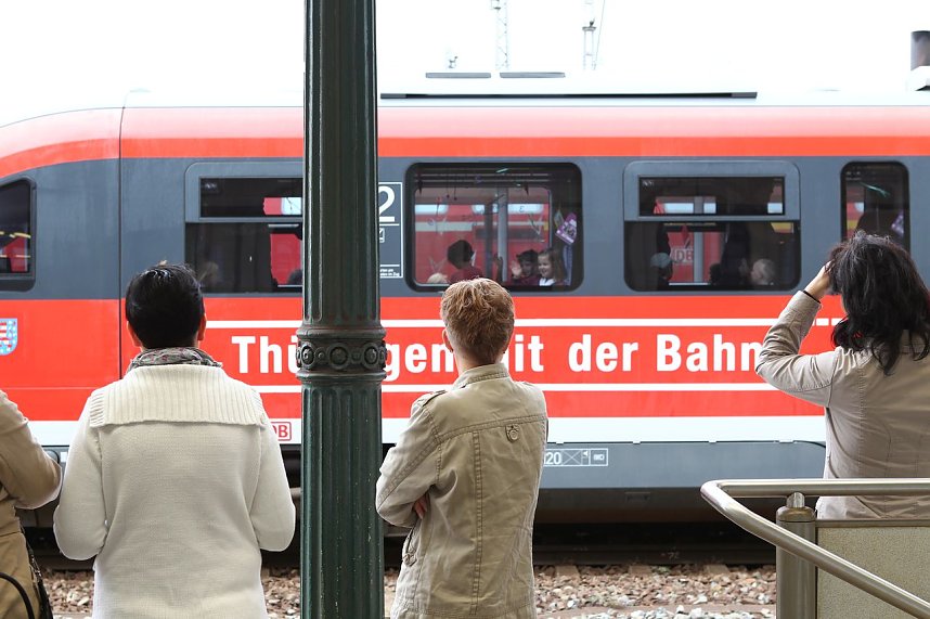 Unterwegs mit dem Zuckert&uuml;tenzug