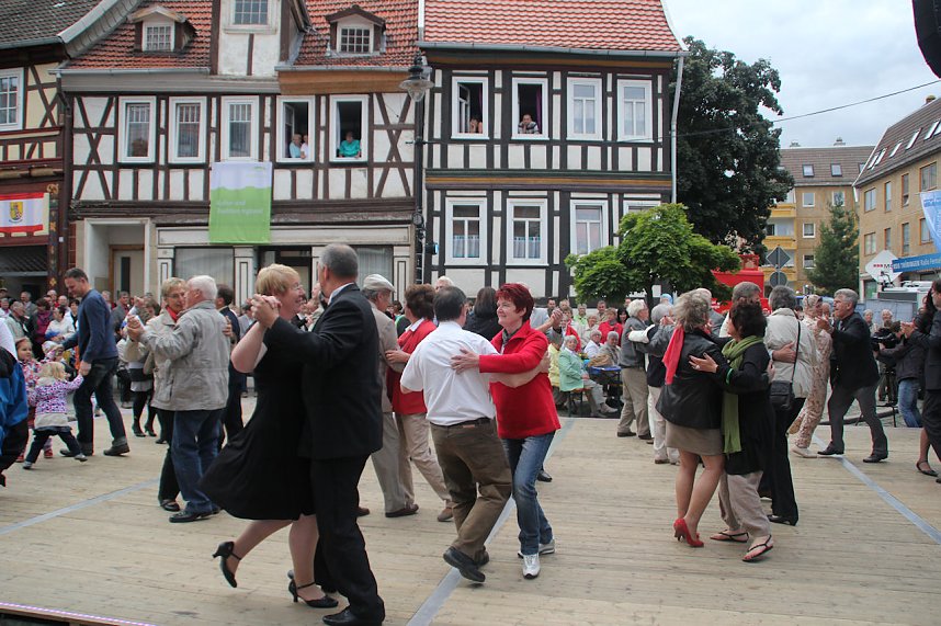 Am Zierbrunnen getanzt