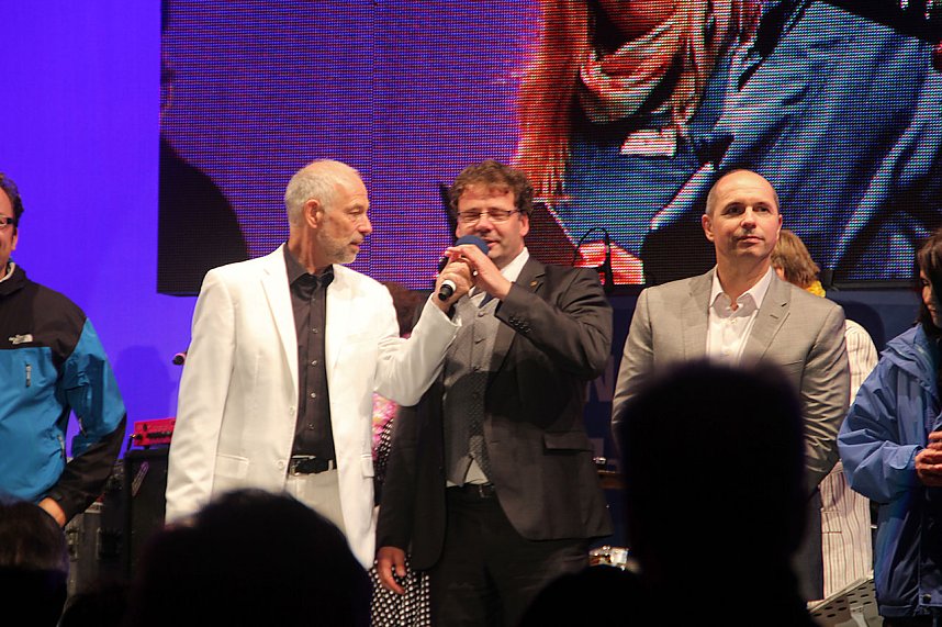 Am Zierbrunnen getanzt