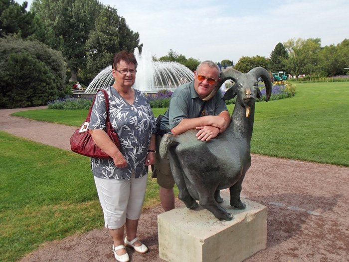 Kleing&auml;rtner auf Dahlienschau