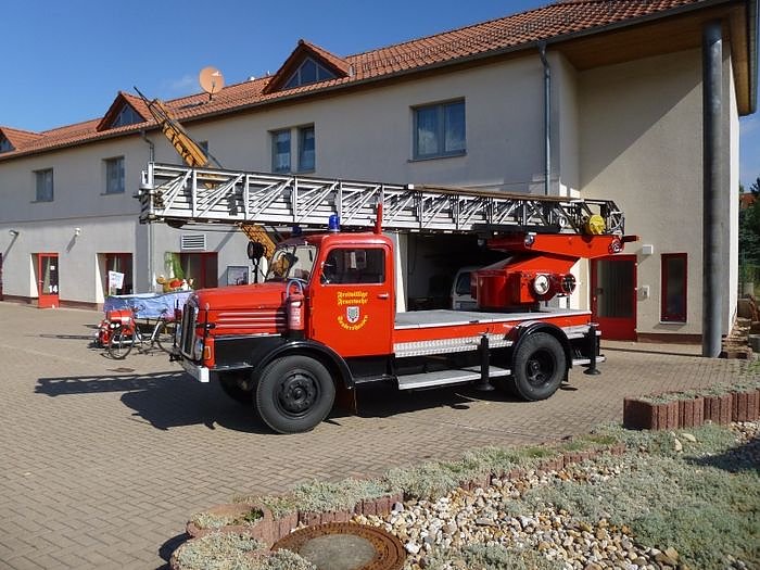 Leser beim Feuerwehrfest