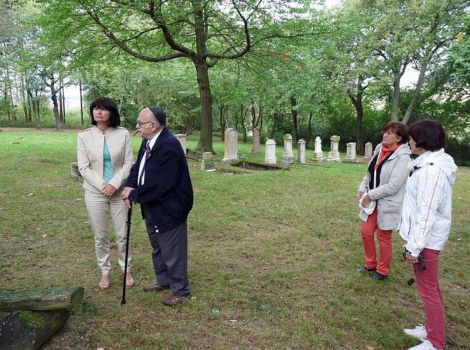 J&uuml;discher Friedhof saniert