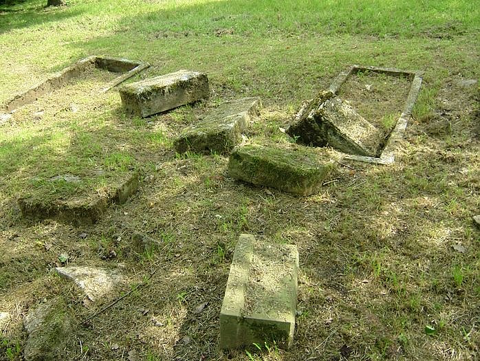 J&uuml;discher Friedhof vor Sanierung