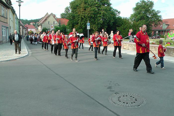 Jubil&auml;umsumzug durch Frankenhausen