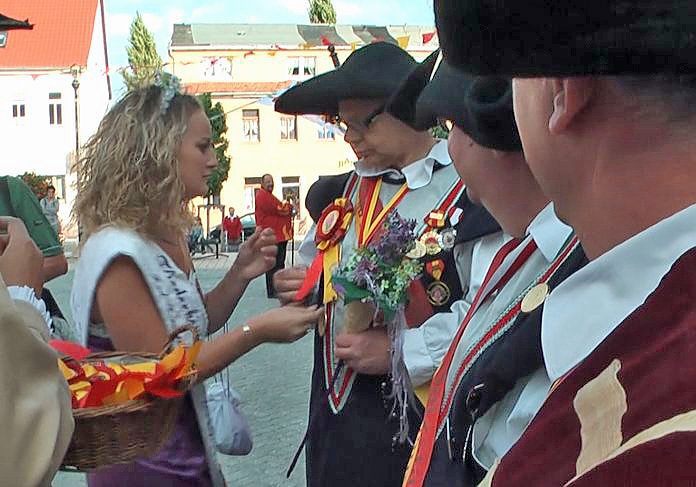 Jubil&auml;umsumzug durch Frankenhausen