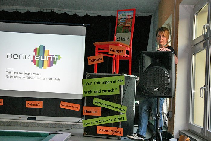 At home � Wir suchen Euch!