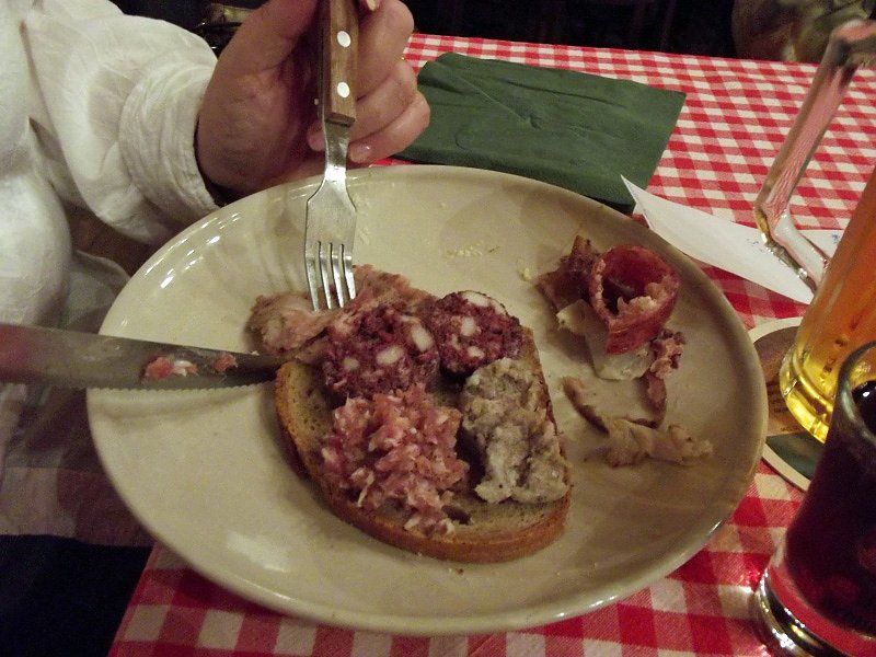 Zum Schlachtefest in Allmenhausen