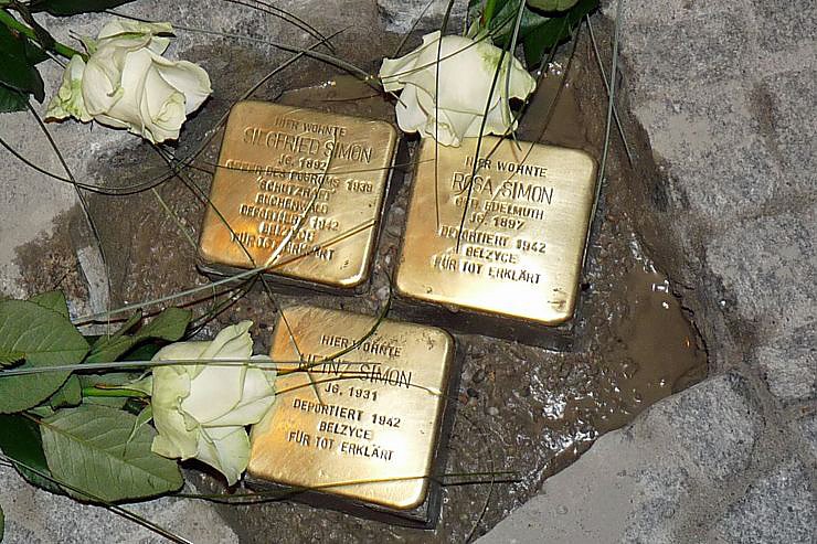 Stolpersteine verlegt