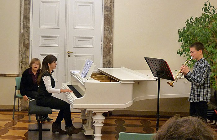 &Auml;sthetik herabh&auml;ngender Tapeten