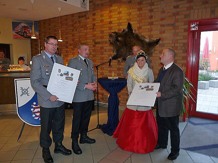 Patenschaft besiegelt (2)