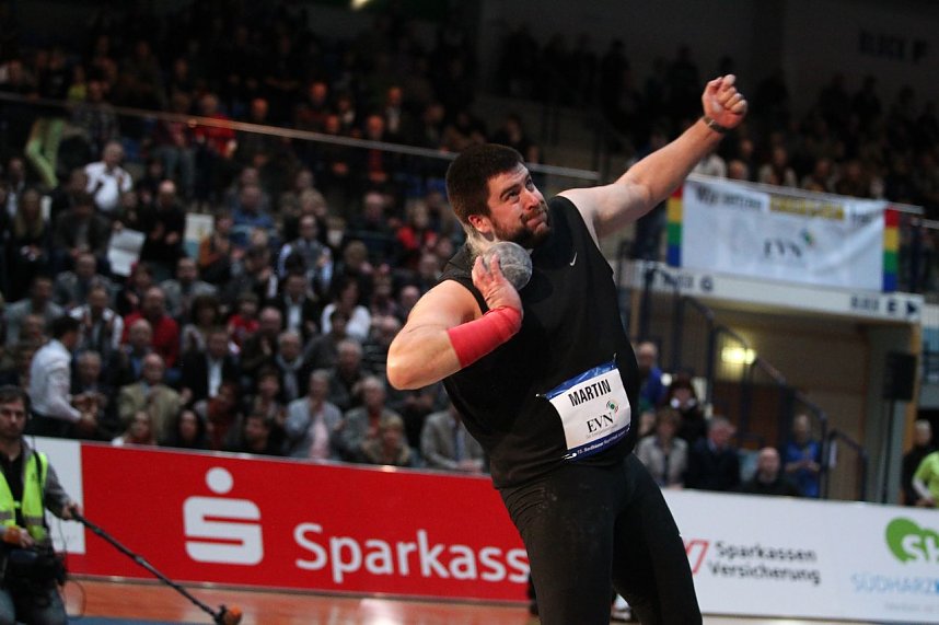 M&auml;nner beim Indoor