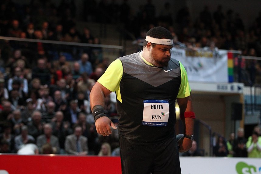 M&auml;nner beim Indoor
