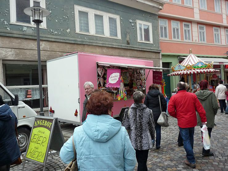 Oster- oder doch Weihnachtsmarkt?