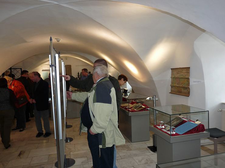 Spannende Er&ouml;ffnung