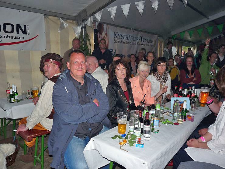 Wahl der Fliederk&ouml;nigin