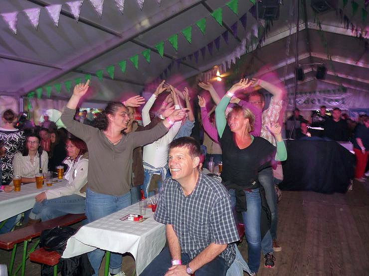 Wahl der Fliederk&ouml;nigin