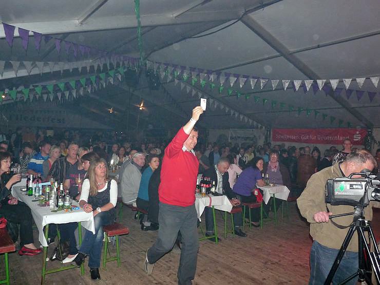 Wahl der Fliederk&ouml;nigin